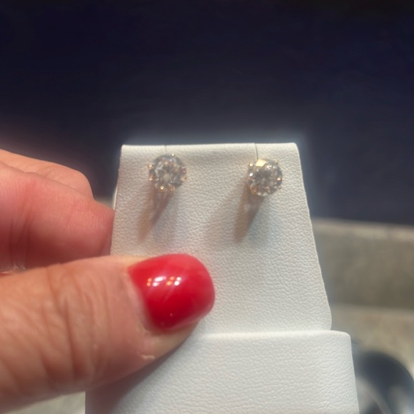 Lab created diamond studs. Agape Diamond Co . .80. Carat each - Picture 3 of 7
